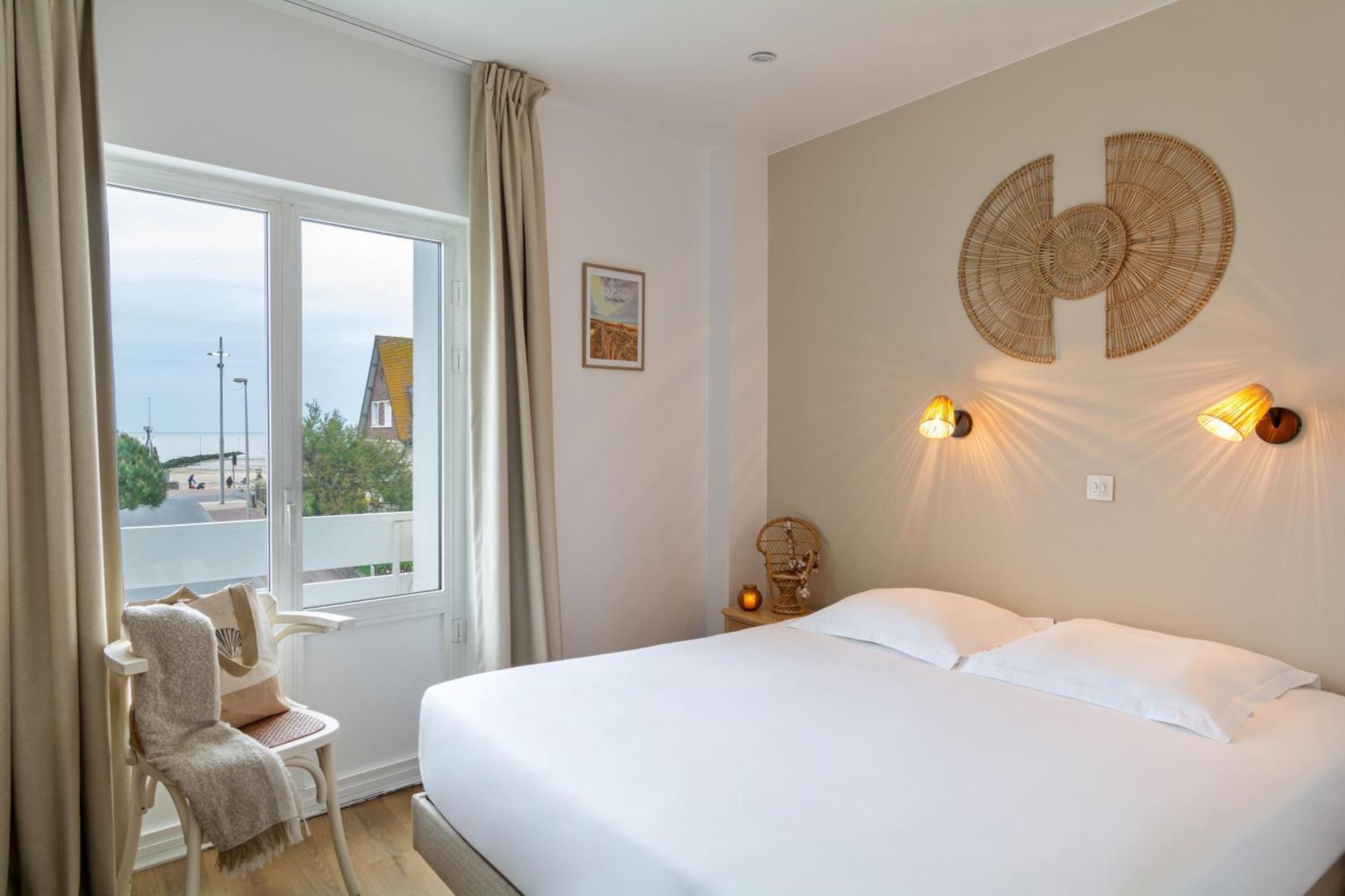 Hotel De La Plage Courseulles-sur-Mer Eksteriør bilde